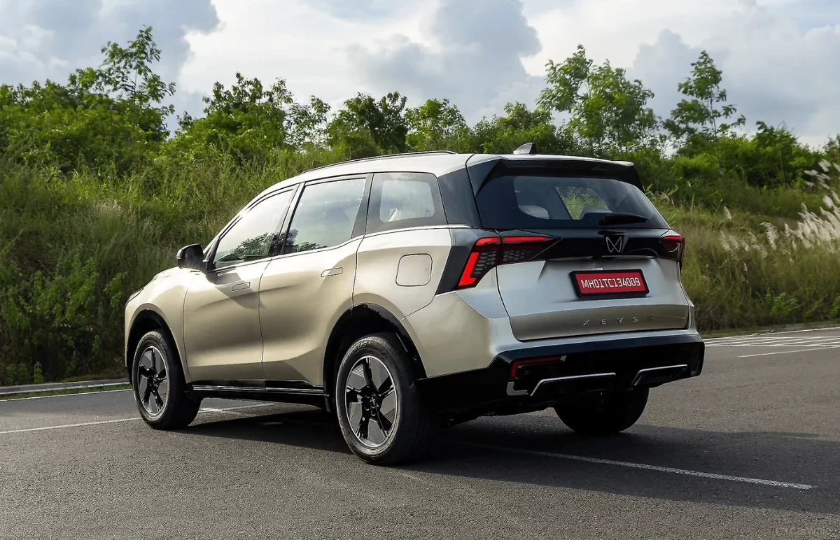 Mahindra XEV 9S 7 Seater